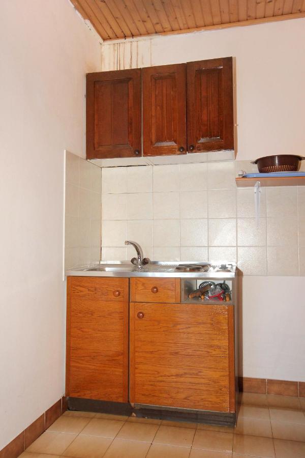 Apartments And Rooms By The Sea Mandre, Pag - 3557 コラン エクステリア 写真