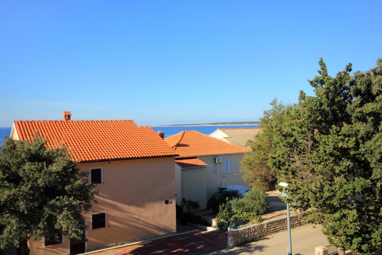 Apartments And Rooms By The Sea Mandre, Pag - 3557 コラン エクステリア 写真